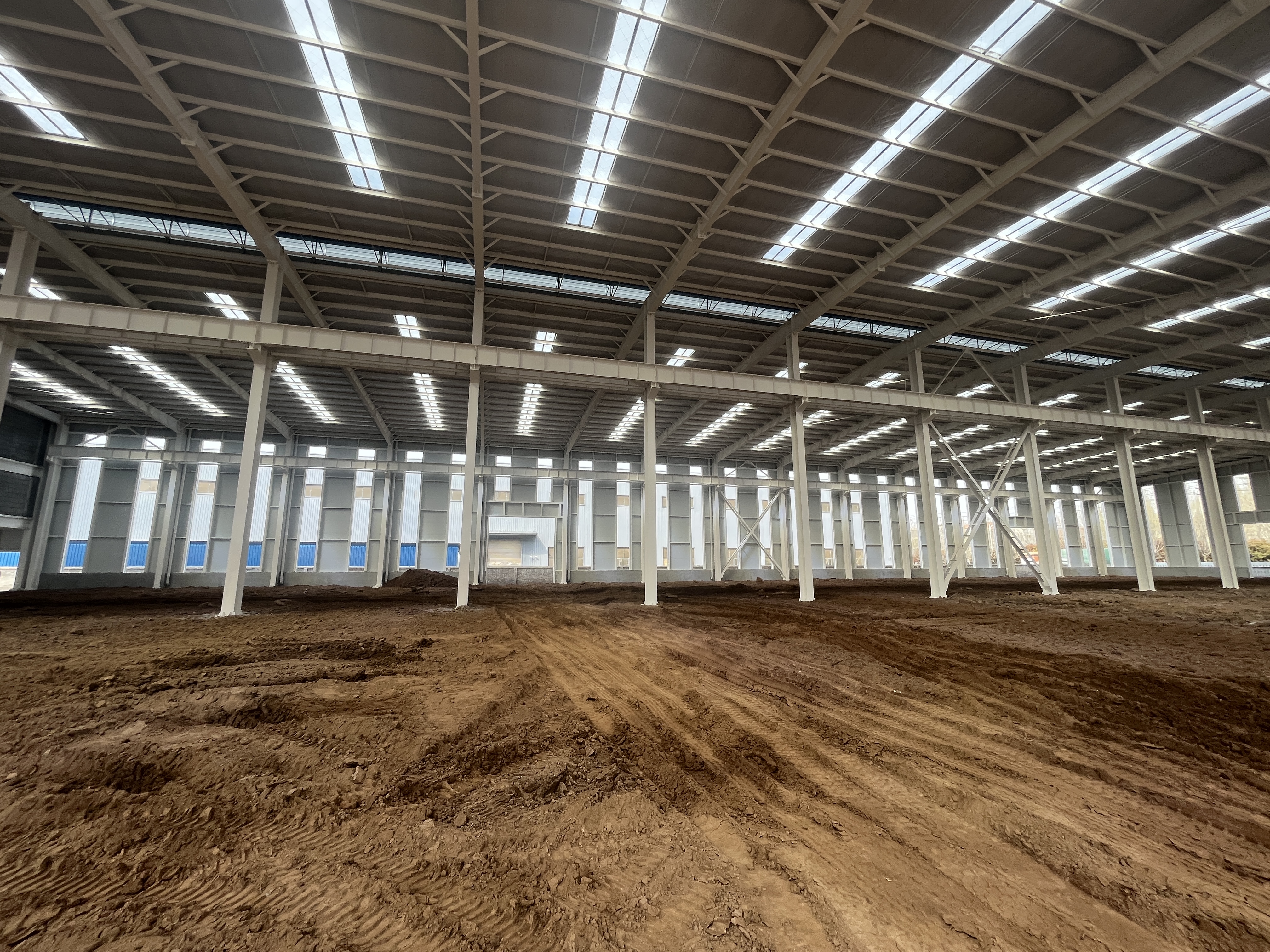 钢结构厂房造价：如何选择地坪?