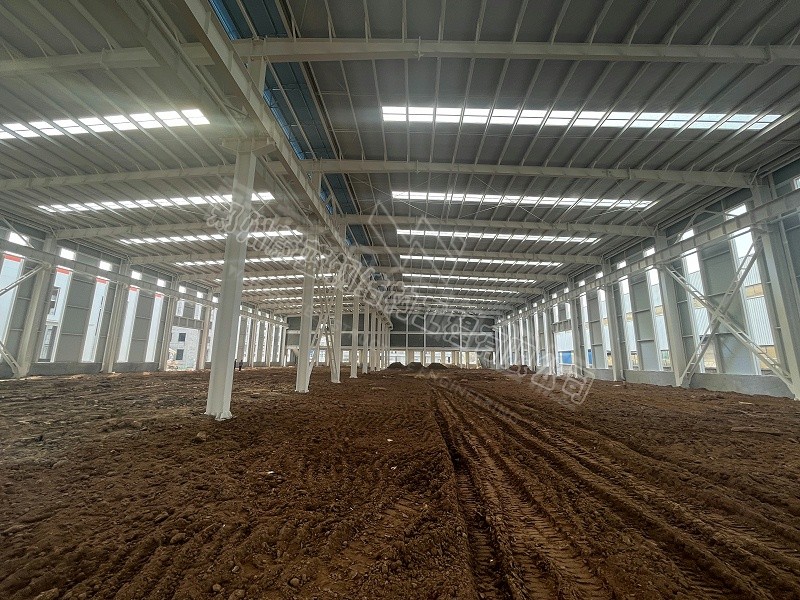 钢结构厂房造价：如何选择地坪？