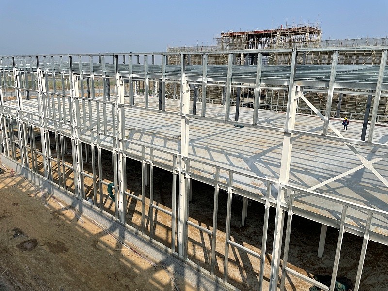 钢结构厂房每平方米造价多少？河南安徽报价差异对比