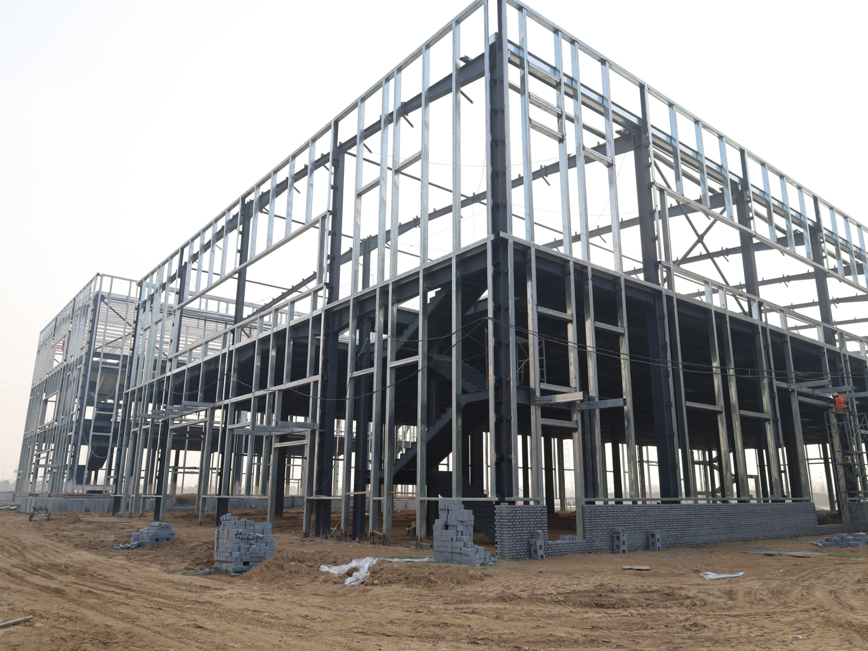 河南钢结构厂房总包公司哪家好？可以省多少钱？