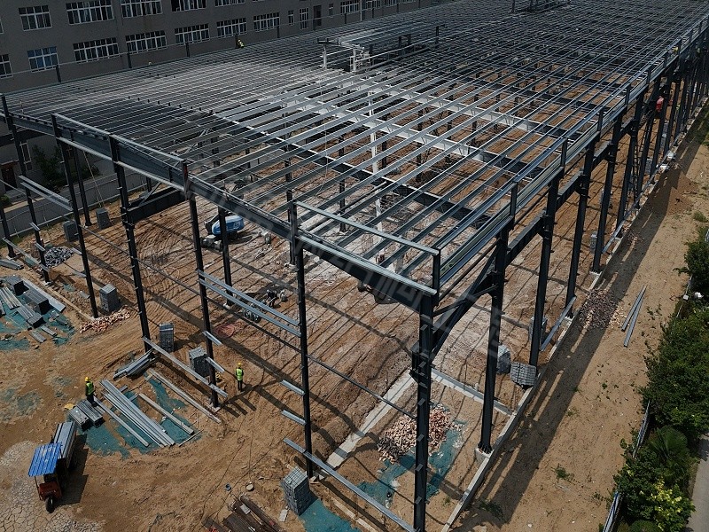 河南建钢结构厂房多少钱一平方？关键因素解析