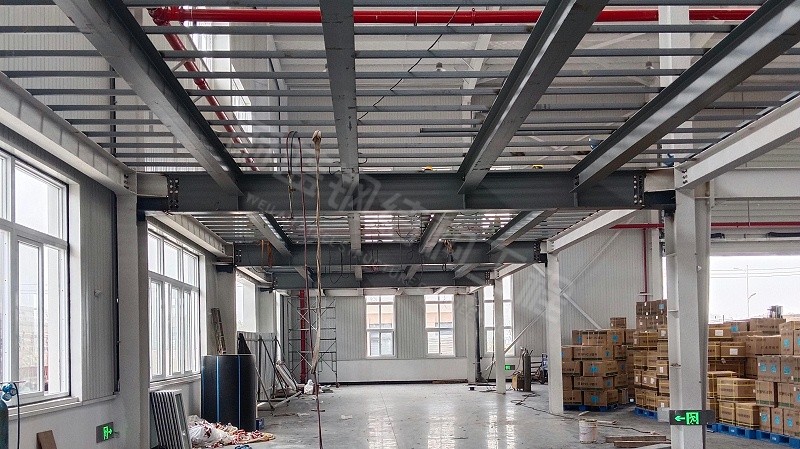 钢结构厂房基础类型详解：单柱基础与条形基础的区别