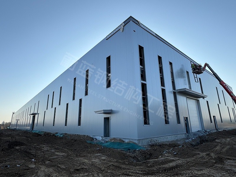 中型企业扩产：租厂房还是自建钢结构厂房更划算？