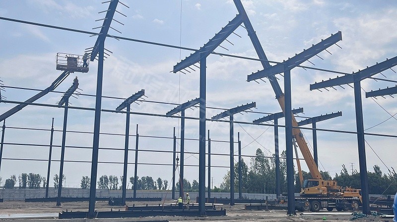 钢结构厂房钢梁钢柱如何施工？全程解析