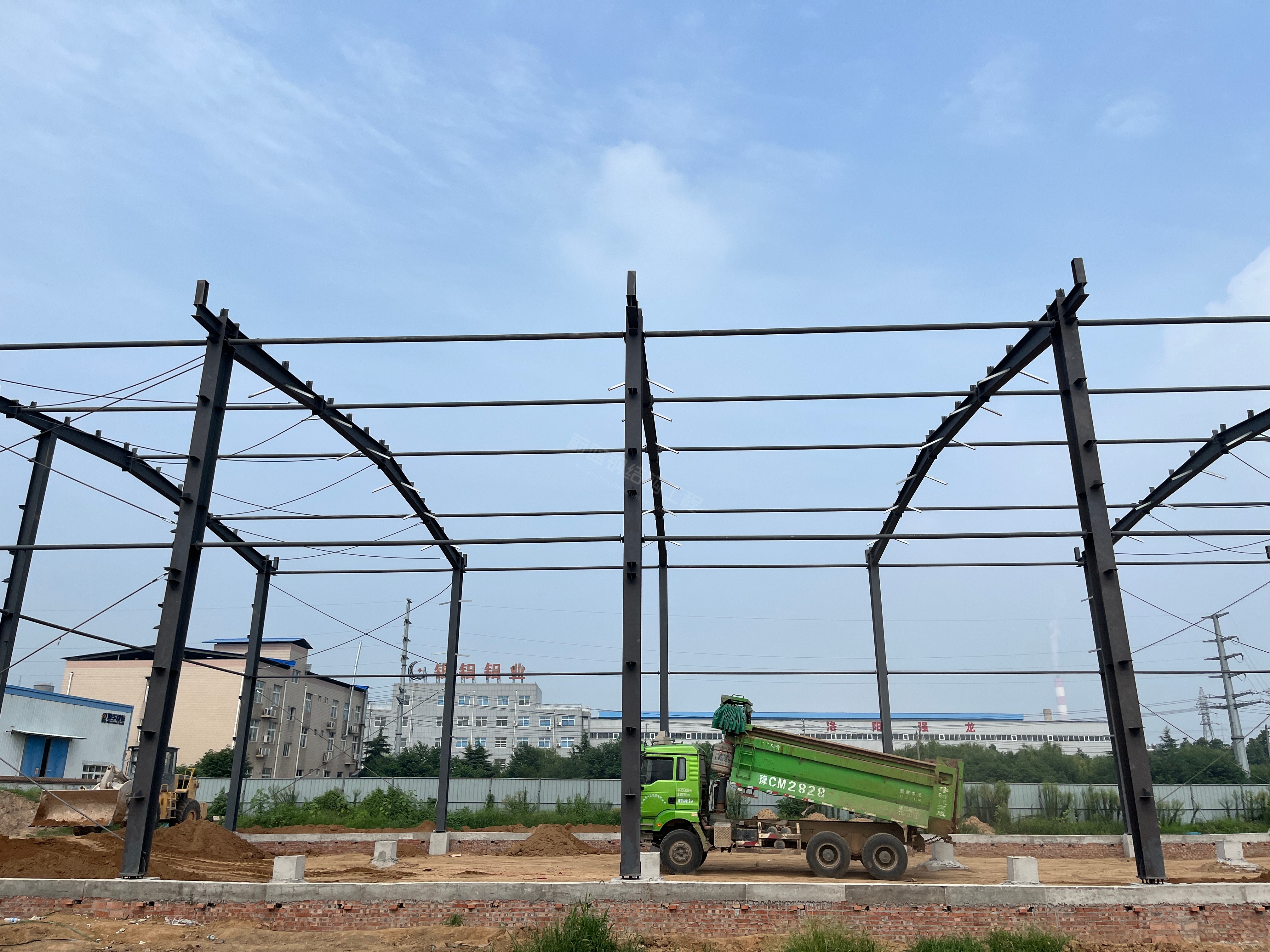 钢结构施工工序详解：打造稳固建筑的关键所在