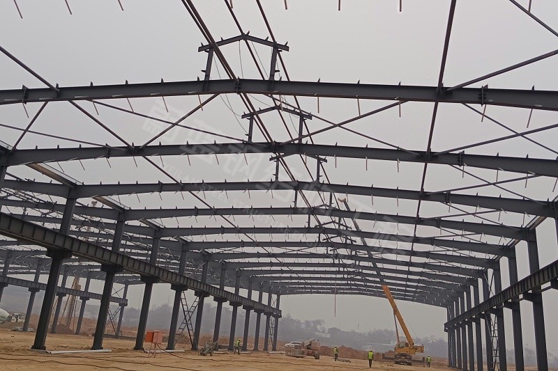 钢结构厂房怎么建不超预算？民企业主建厂必读