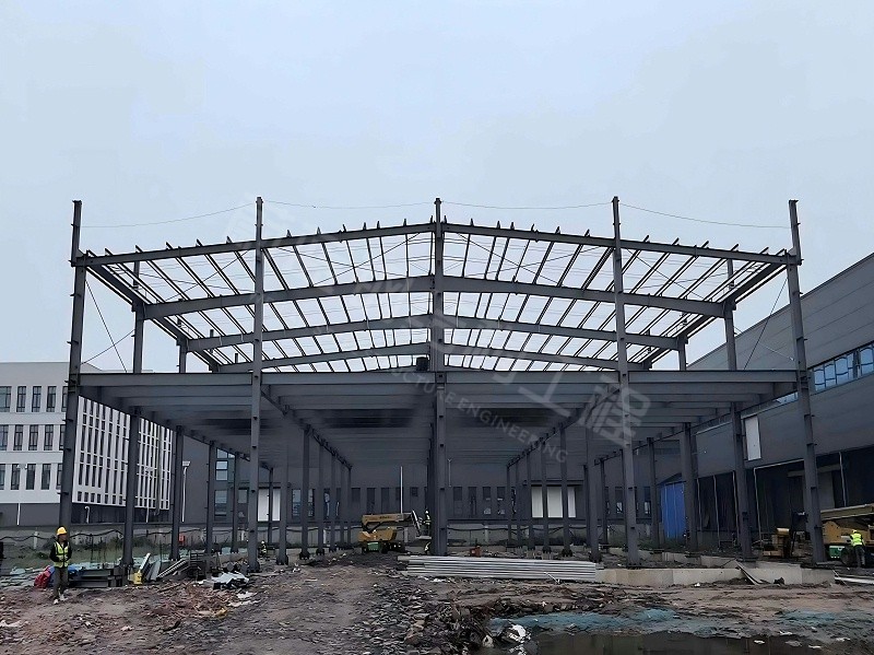 蔚蓝钢结构丨河南乐彩2#钢结构厂房建造案例