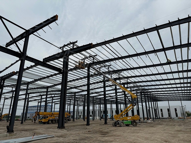 蔚蓝钢结构丨河南威佰特钢结构厂房建造案例