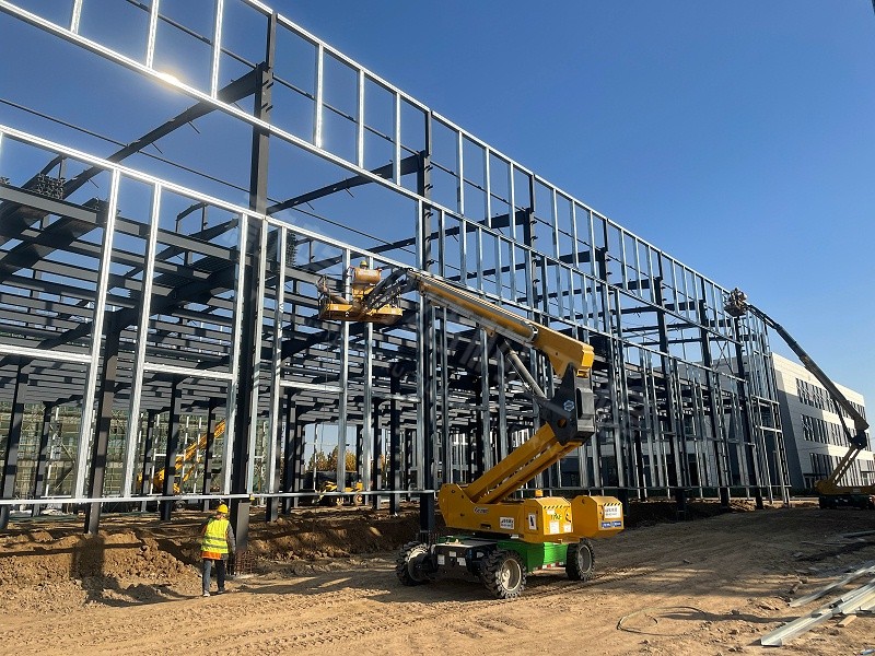 两万平食品钢结构厂房造价明细，含钢材混凝土人工全费用！