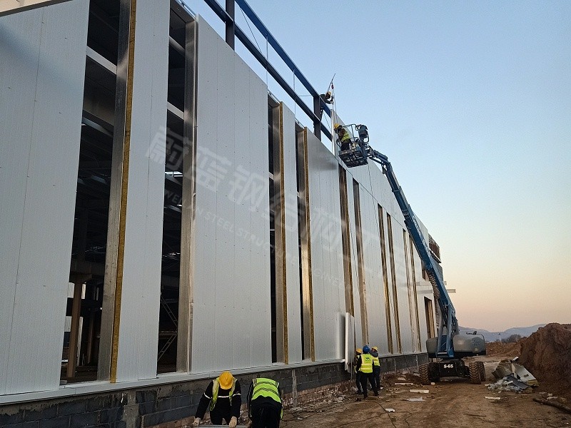 蔚蓝钢结构丨平顺腾龙工贸钢结构厂房建造案例