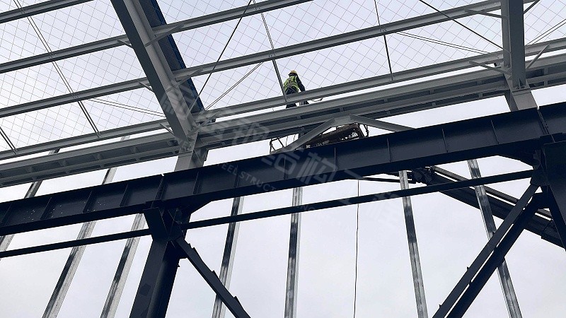 为什么钢结构厂房要选择自带加工厂的钢结构总包公司？