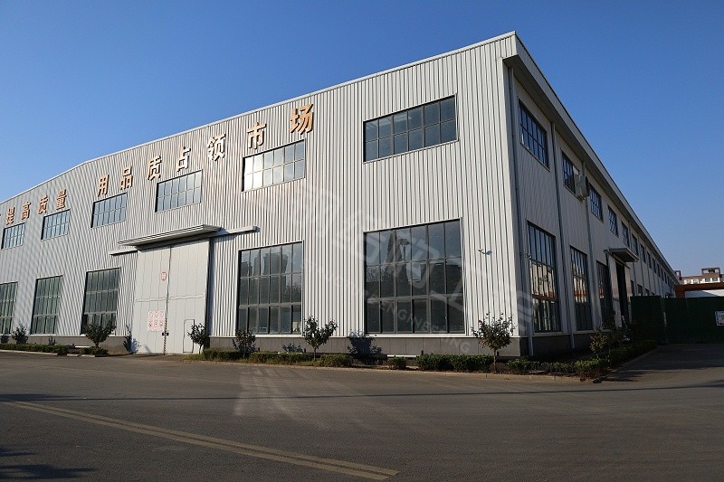 钢结构厂房VS砖混，造价、工期、寿命对比，一比就懂该选啥