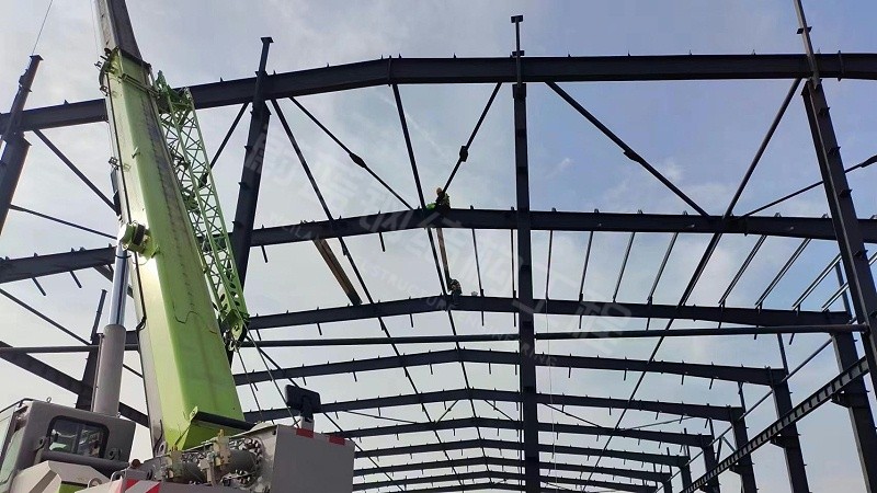 揭秘钢结构厂房造价：从地基到装修交付的全流程费用