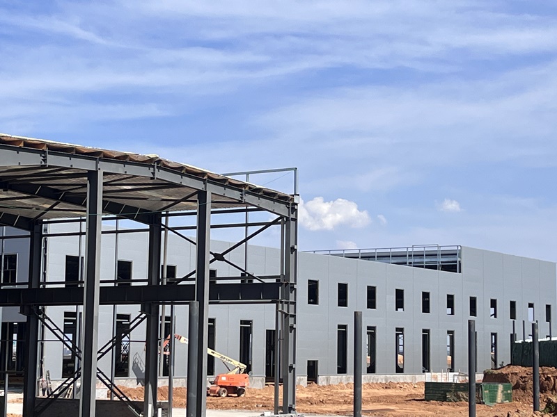 钢结构百科：钢结构建筑与混凝土建筑哪种抗震能力更强呢？