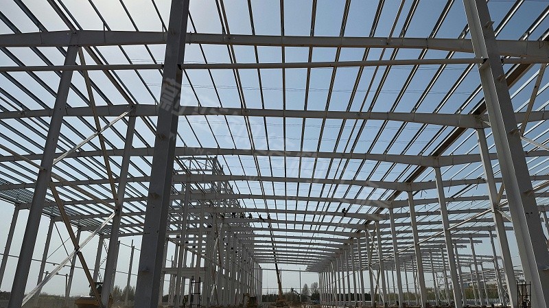 2026年钢结构厂房造价一平多少？包含哪些分项支出
