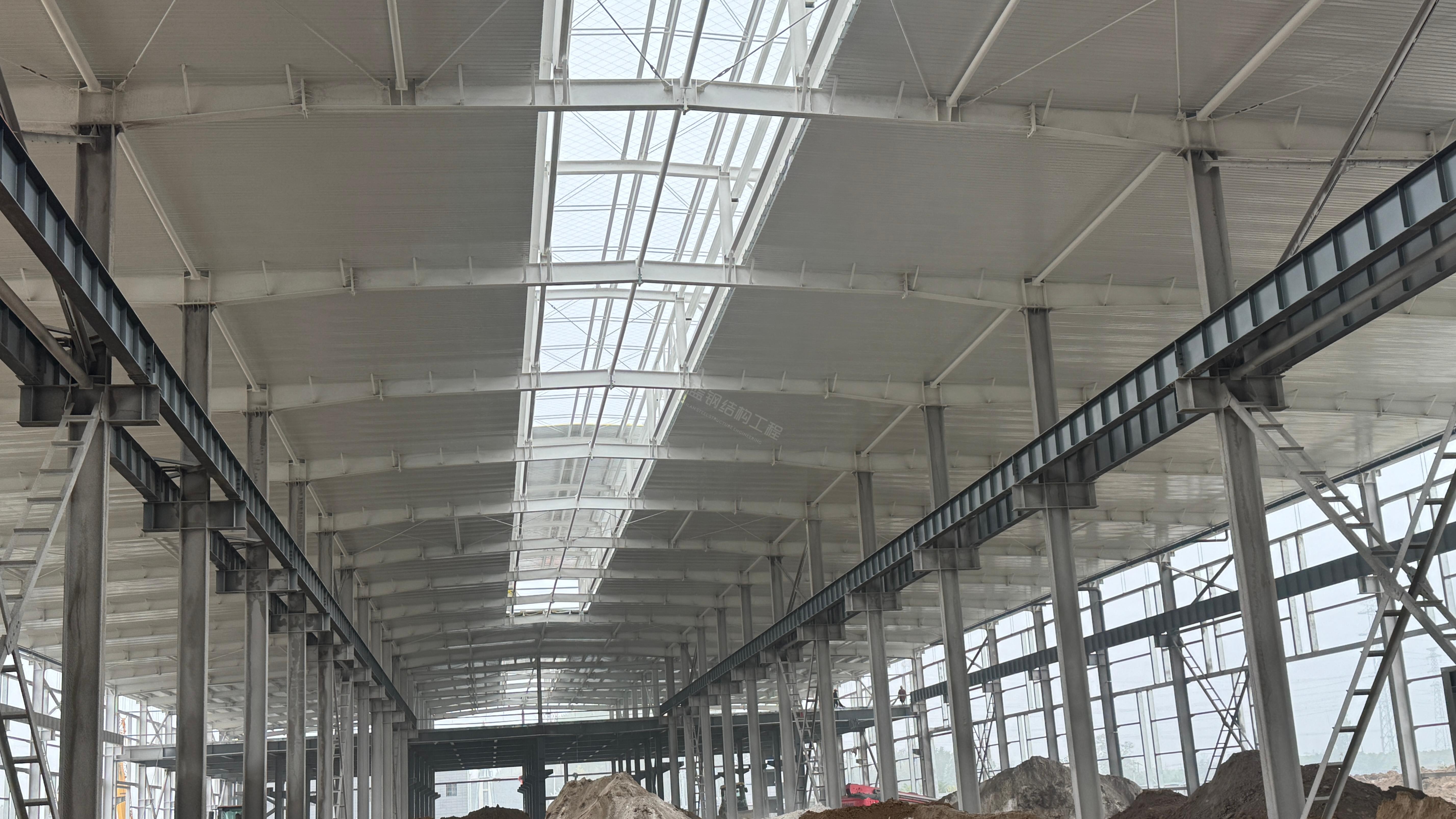 钢结构厂房建设自带加工厂，一体化服务省心省力