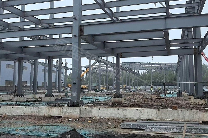 一万平钢结构厂房大概总投资多少？河南建厂行情参考